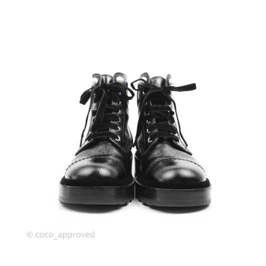 Chanel CC Pearl Crumpled Glazed Black Calfskin Combat Boots with Velvet Laces