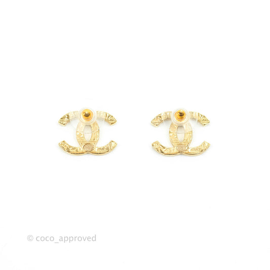 Chanel CC Hieroglyphs Earrings Gold Tone 19A