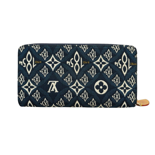 Louis Vuitton Zippy wallet