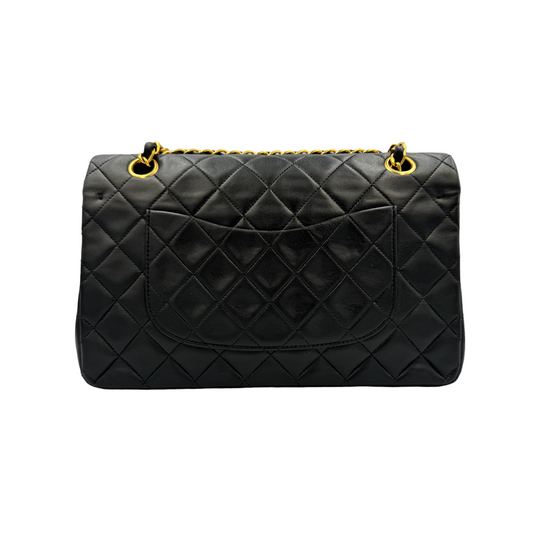 Luxury Chanel Classic Double Flap Medium Black Lambskin Gold