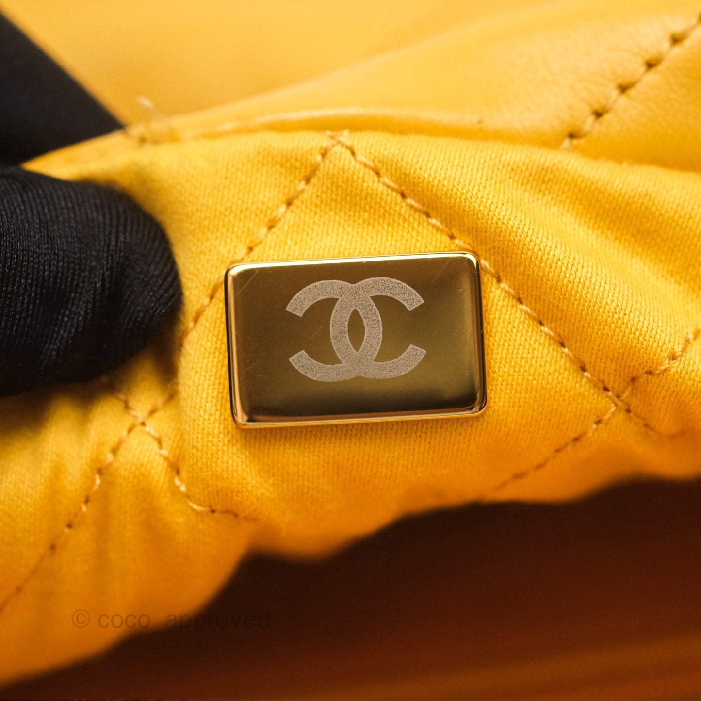 Chanel 22 Small Mustard Yellow Shiny Aged Calfskin Aged Gold Hardware