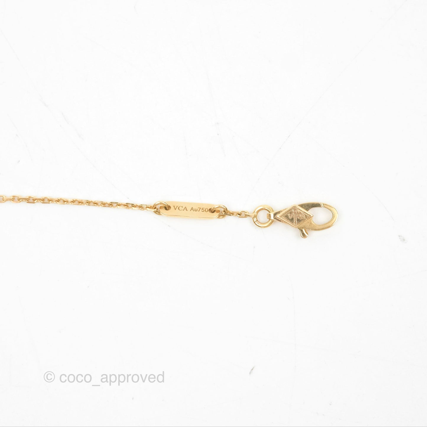 Van Cleef & Arpels Sweet Alhambra Bracelet Yellow Gold & Mother-of-pearl