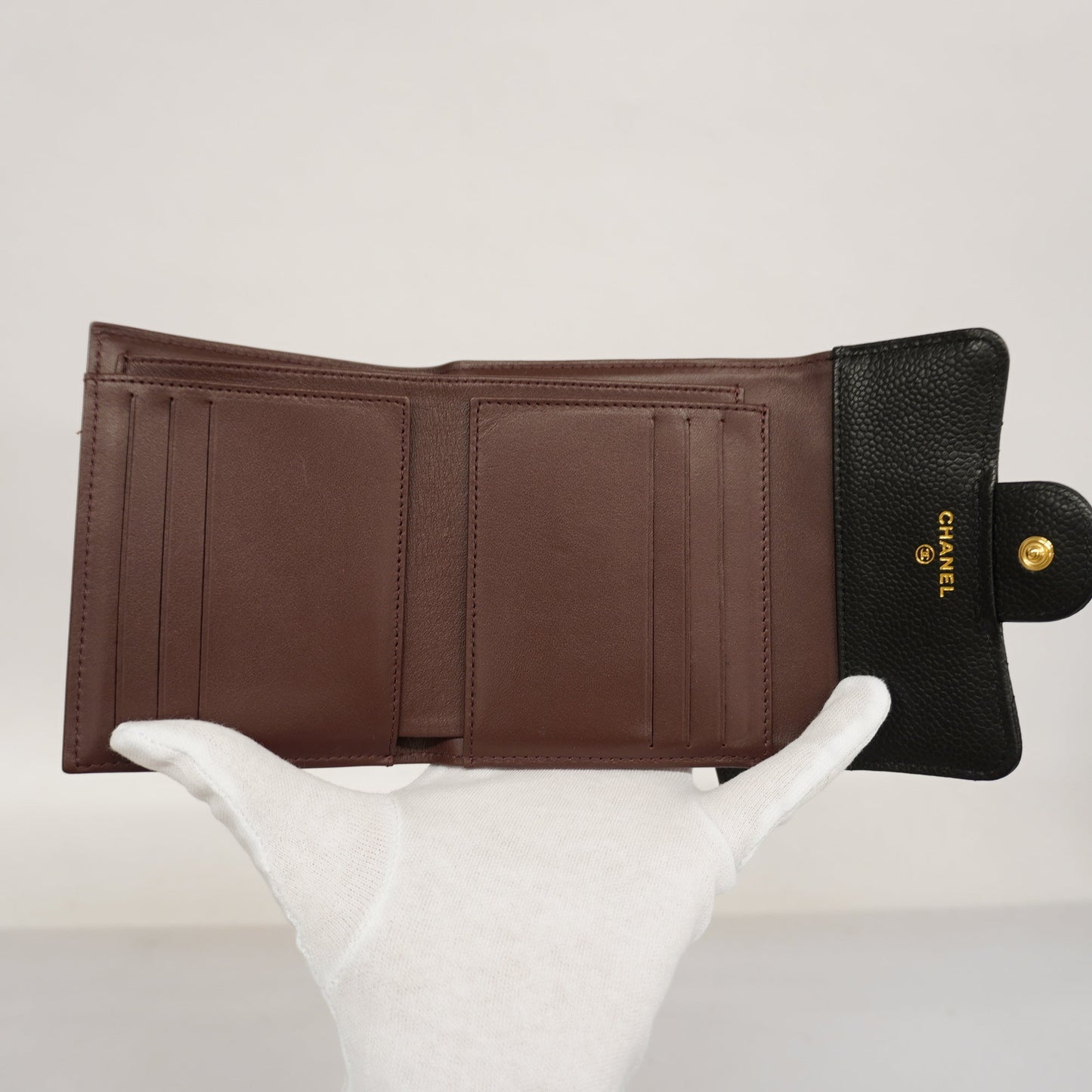 CHANELAuth Matelasse Tri-fold Wallet Gold Metal Fittings Women's Caviar Leather