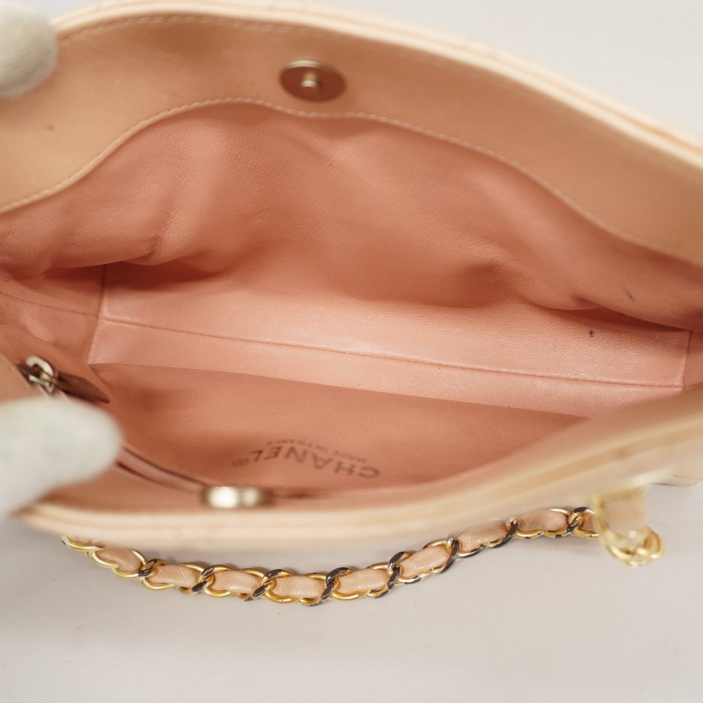 Luxury Chanel Matelasse Women's Leather Handbag Light Pink