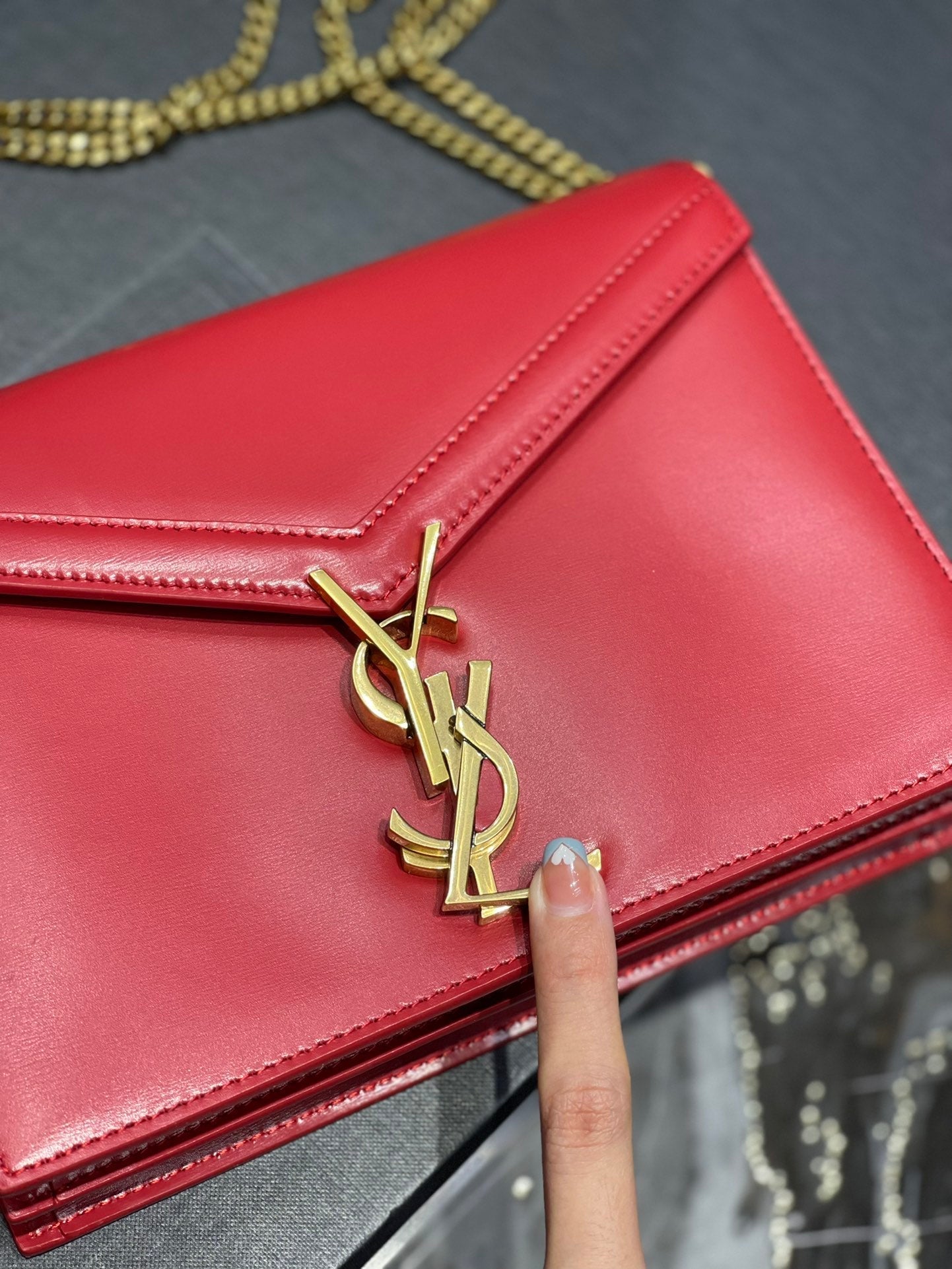 Luxury Saint Laurent CASSANDRA 22 CHAIN BAG RED CALFSKIN