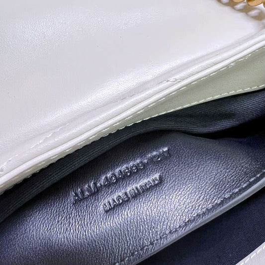 Luxury Saint Laurent LOULOU SMALL 25 IN WHITE LAMBSKIN GOLD HARDWARE