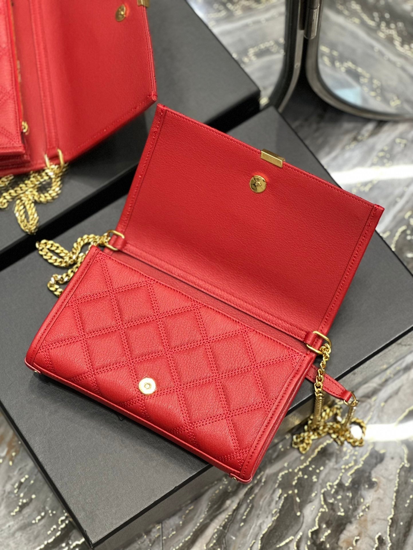 Luxury Saint Laurent BECKY 22.5 QUILTED RED LAMBSKIN GOLD HARDWARE