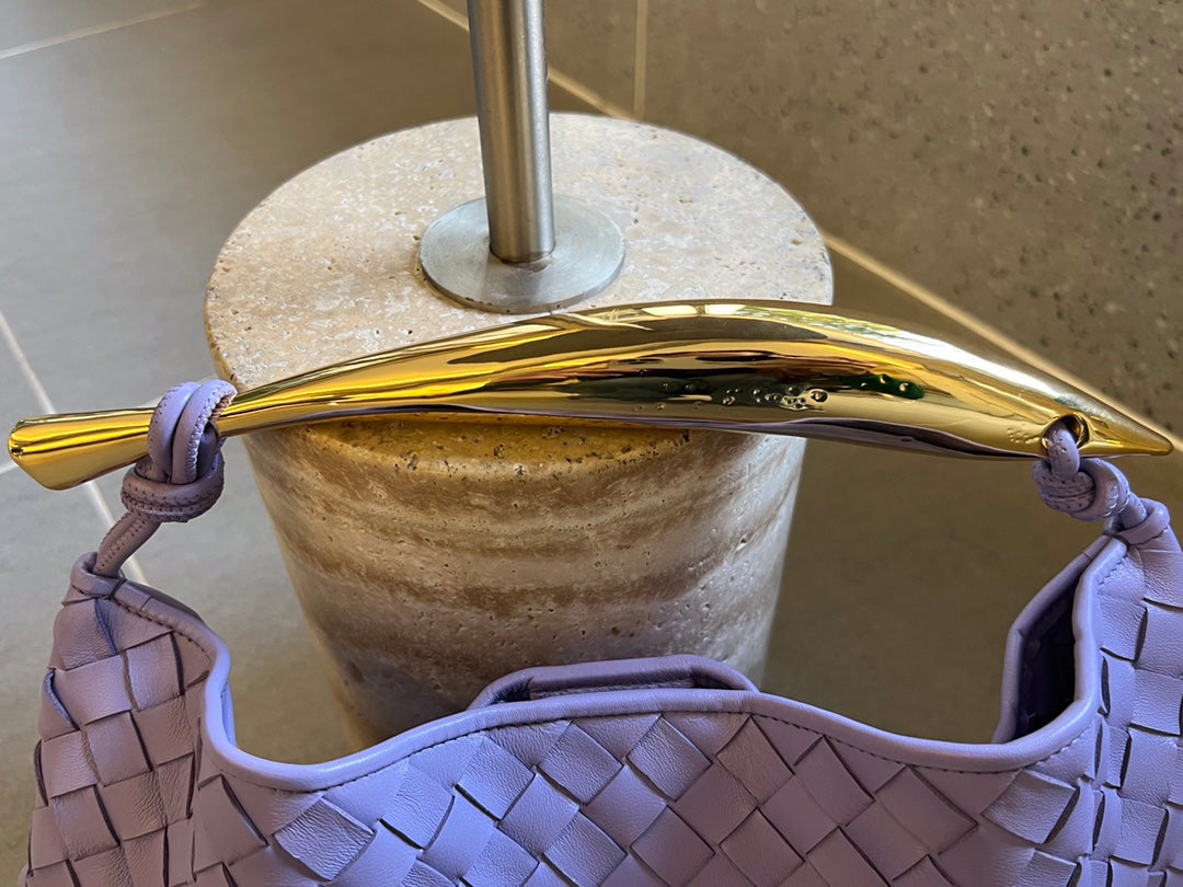 Luxury Bottega Veneta SARDINE 33 WITH CHAIN IN LIGHT PURPLE LAMBSKIN