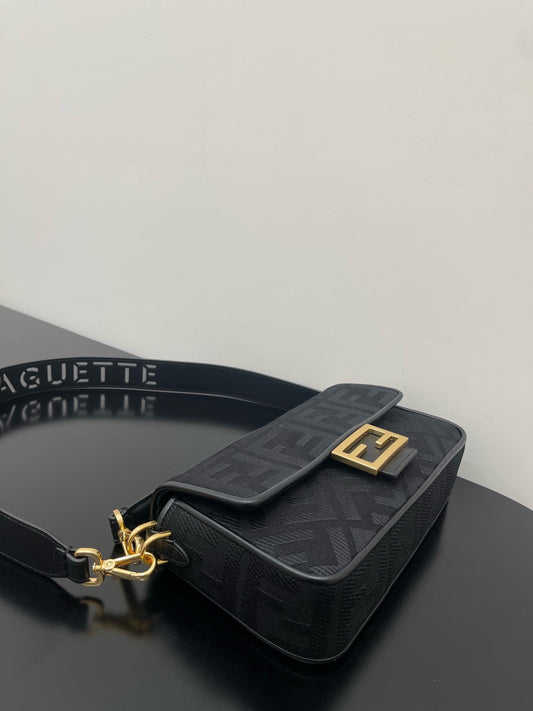 Luxury FendiLuxury Fendi26 BAGUETTE BLACK NAPPA LEATHER BAG WITH GOLD HARDWARE