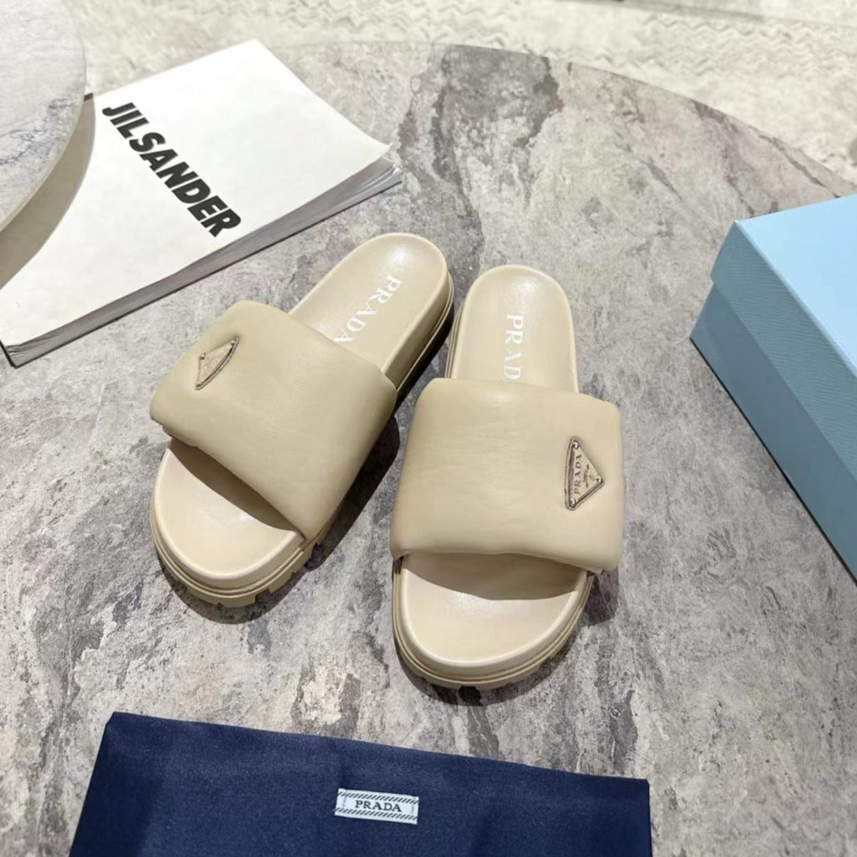 Luxury PradaSHEARLING SLIDES BEIGE LAMBSKIN
