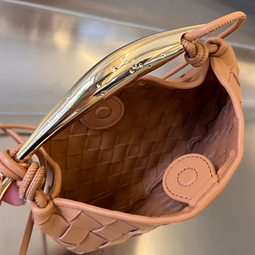 Luxury Bottega Veneta SARDINE 20 WITH CHAIN IN TAWNY BROWN LAMBSKIN