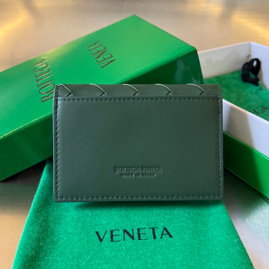 Luxury Bottega Veneta INTRECCIATO BUSINESS 11 EMERALD GREEN CALFSKIN CARD CASE