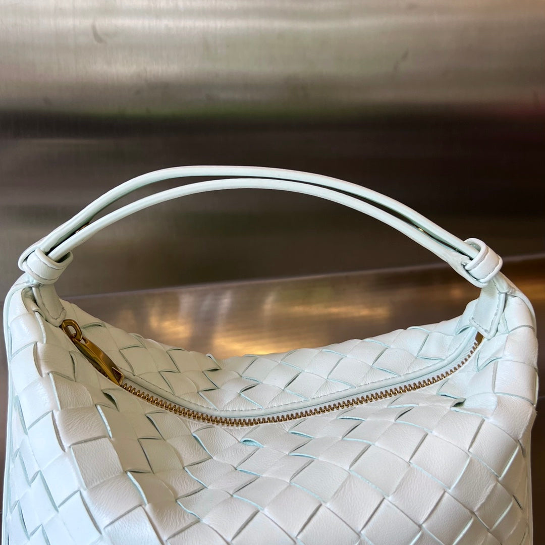 Luxury Bottega Veneta WALLACE 22 BAG IN WHITE CALFSKIN