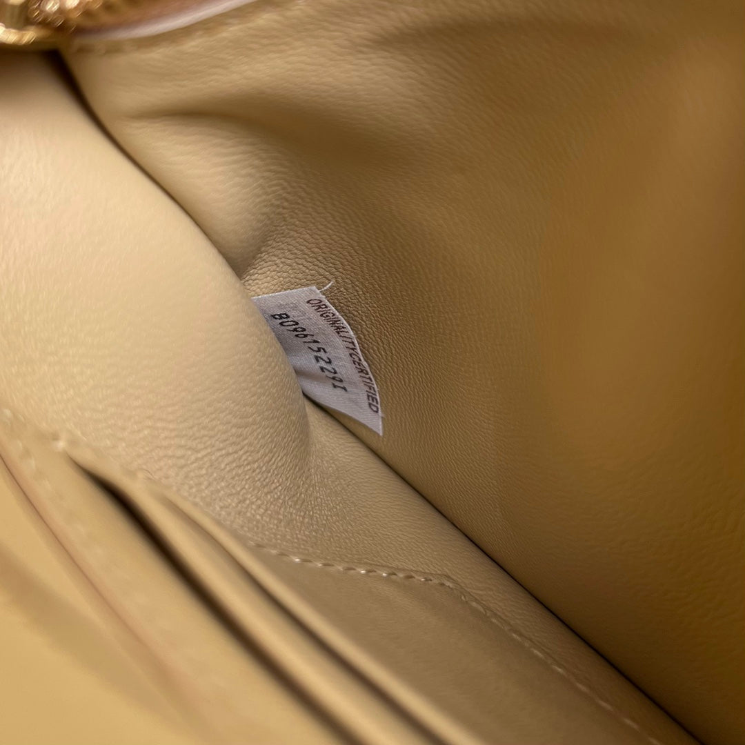 Luxury Bottega Veneta FLIP FLAP 23 BAG IN BEIGE LAMBSKIN