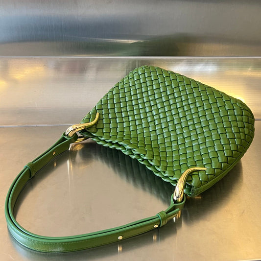 Luxury Bottega Veneta SMALL CLICKER 27 MOSS GREEN LAMBSKIN
