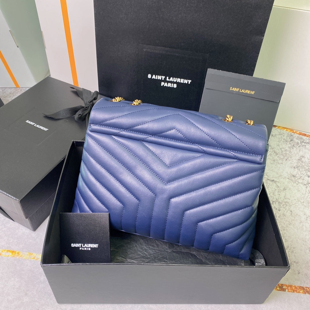 Luxury Saint Laurent LOULOU MEDIUM 32 BLUE QUILTED LEATHER