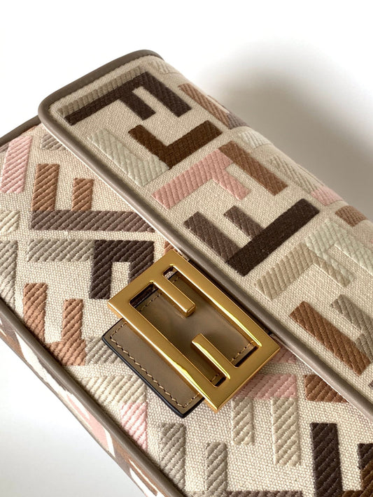 Luxury FendiFend Baguette White Brown and Multicolour Canvas Bag 27 with FF Embroidery Ghw