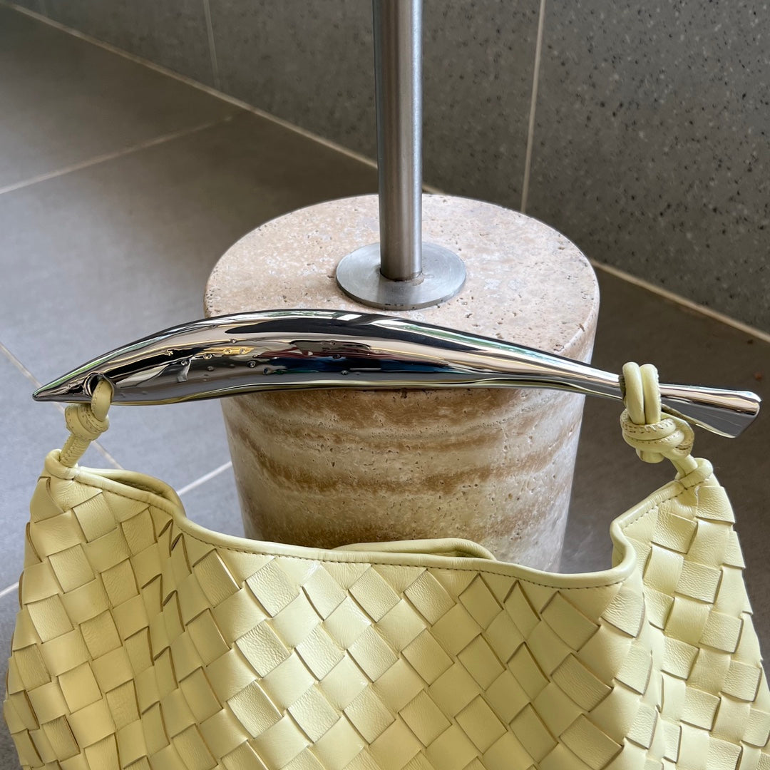 Luxury Bottega Veneta SARDINE 33 WITH CHAIN IN YELLOW CREAM LAMBSKIN