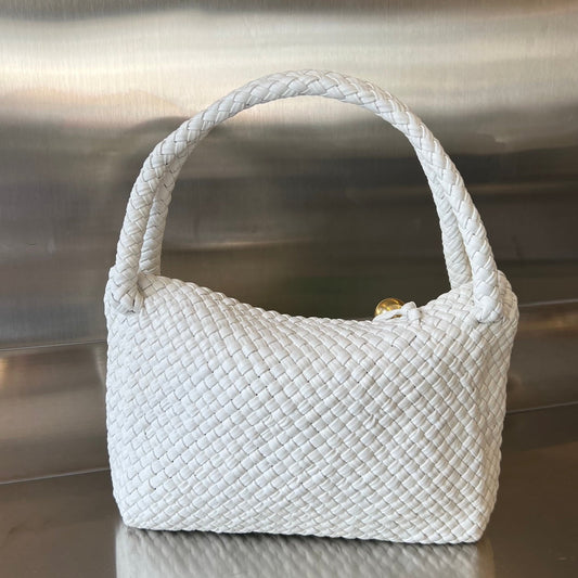 Luxury Bottega Veneta TOSCA 27 BAG IN WHITE CALFSKIN