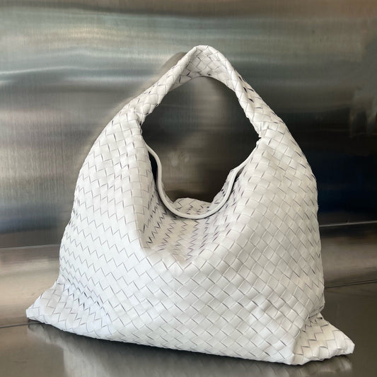 Luxury Bottega Veneta LARGE HOP 54 IN WHITE LAMBSKIN