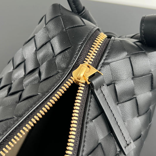 Luxury Bottega Veneta BV Loop Top Handle 19cm Black Lambskin