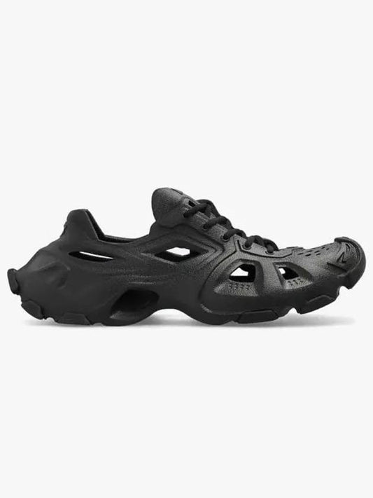 Luxury Balenciaga HD Rubber Sole Cut-Out Low Top Sneakers Black