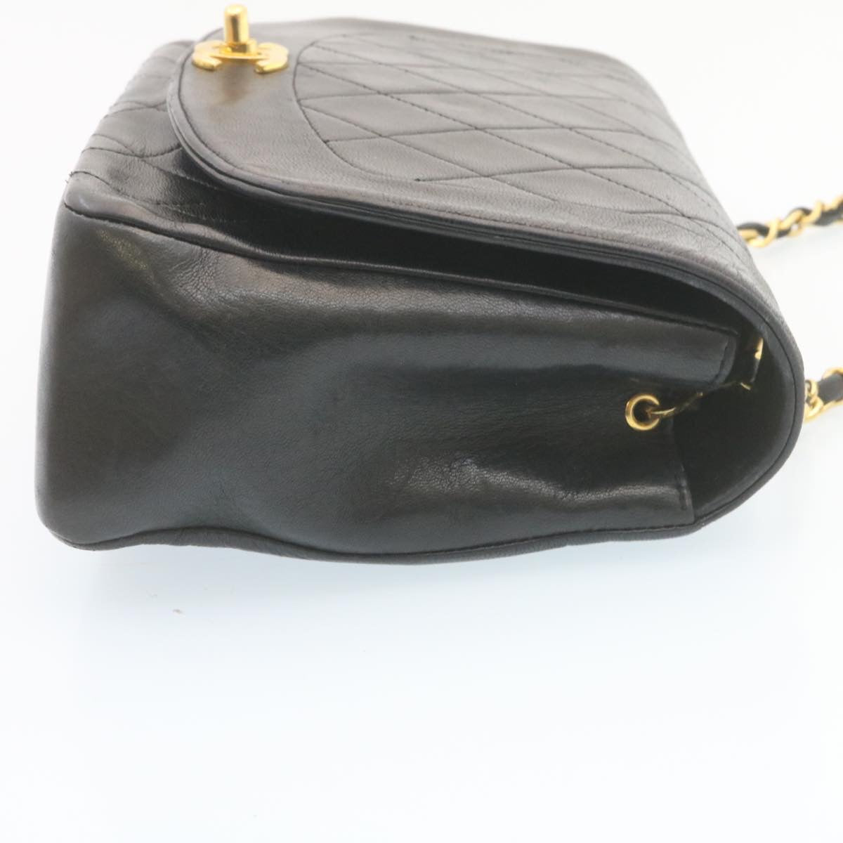 Luxury Chanel Chain Turn Lock Diana Matelasse Shoulder Bag Lamb Skin Black 28282A