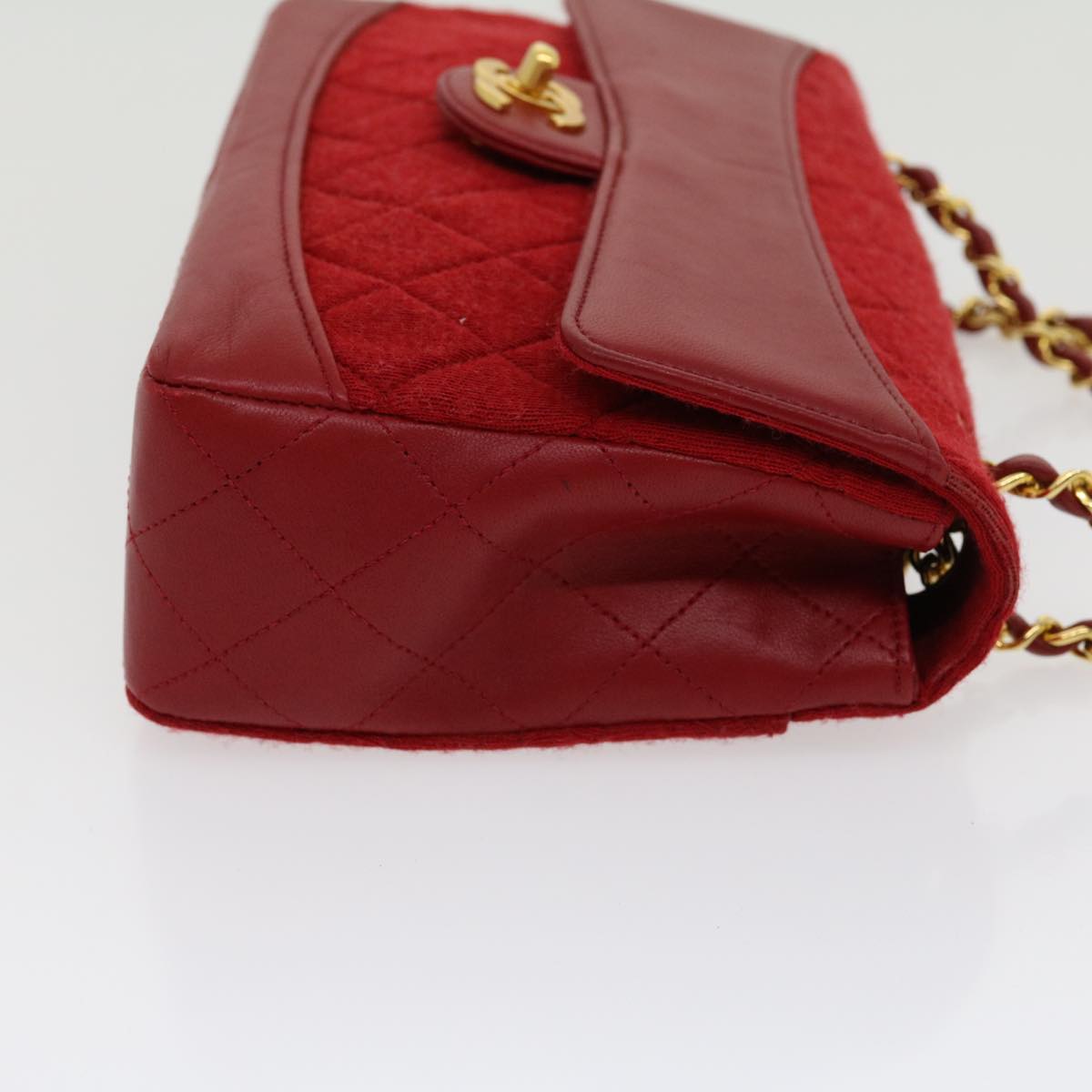 Luxury Chanel Matelasse Double Chain Shoulder Bag Cotton Leather Red CC 30896A