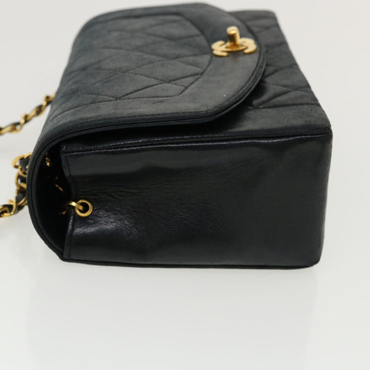 Luxury Chanel Diana Matelasse Shoulder Bag Lamb Skin Black CC 31443