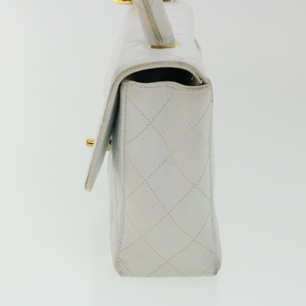 Luxury Chanel Matelasse Pair Shoulder Bag Lamb Skin White CC 32416A