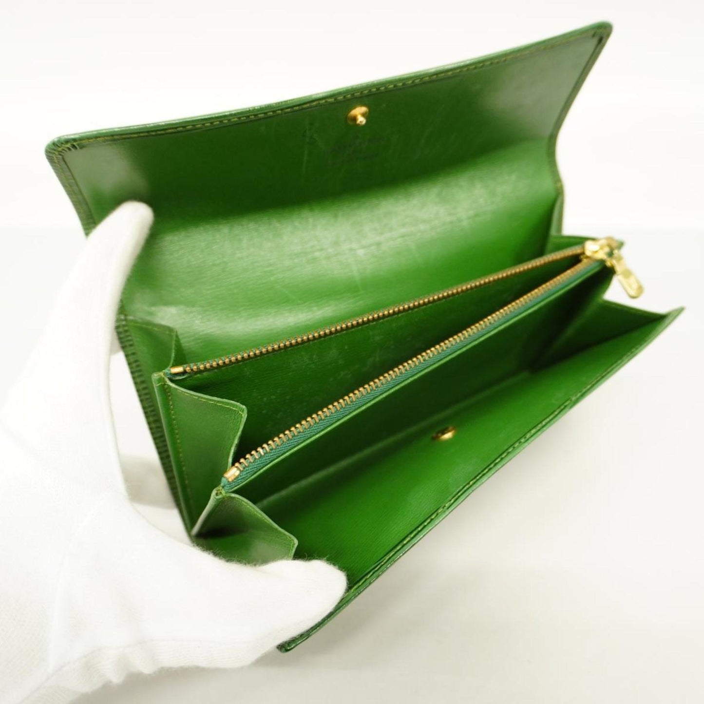 Louis Vuitton International Leather Wallet ()