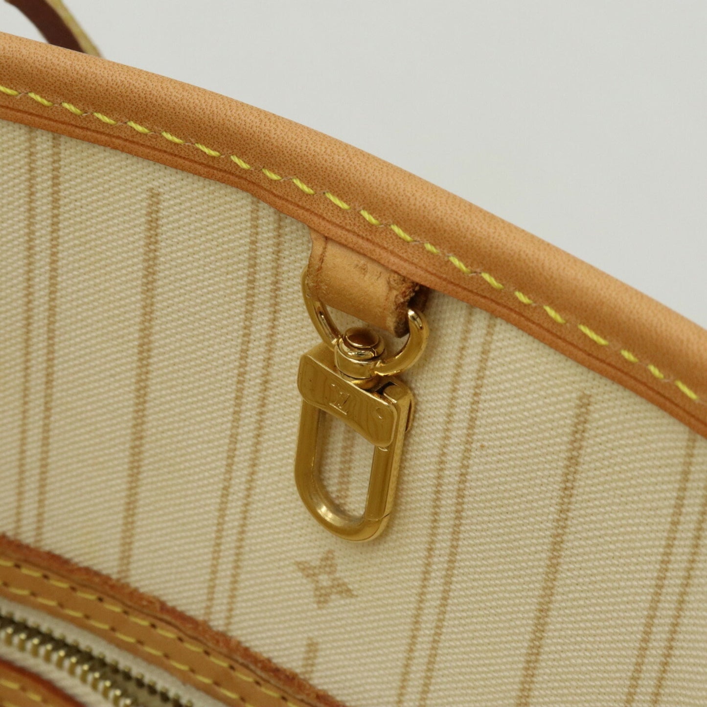 Louis Vuitton Neverfull Pm Canvas Tote Bag ()