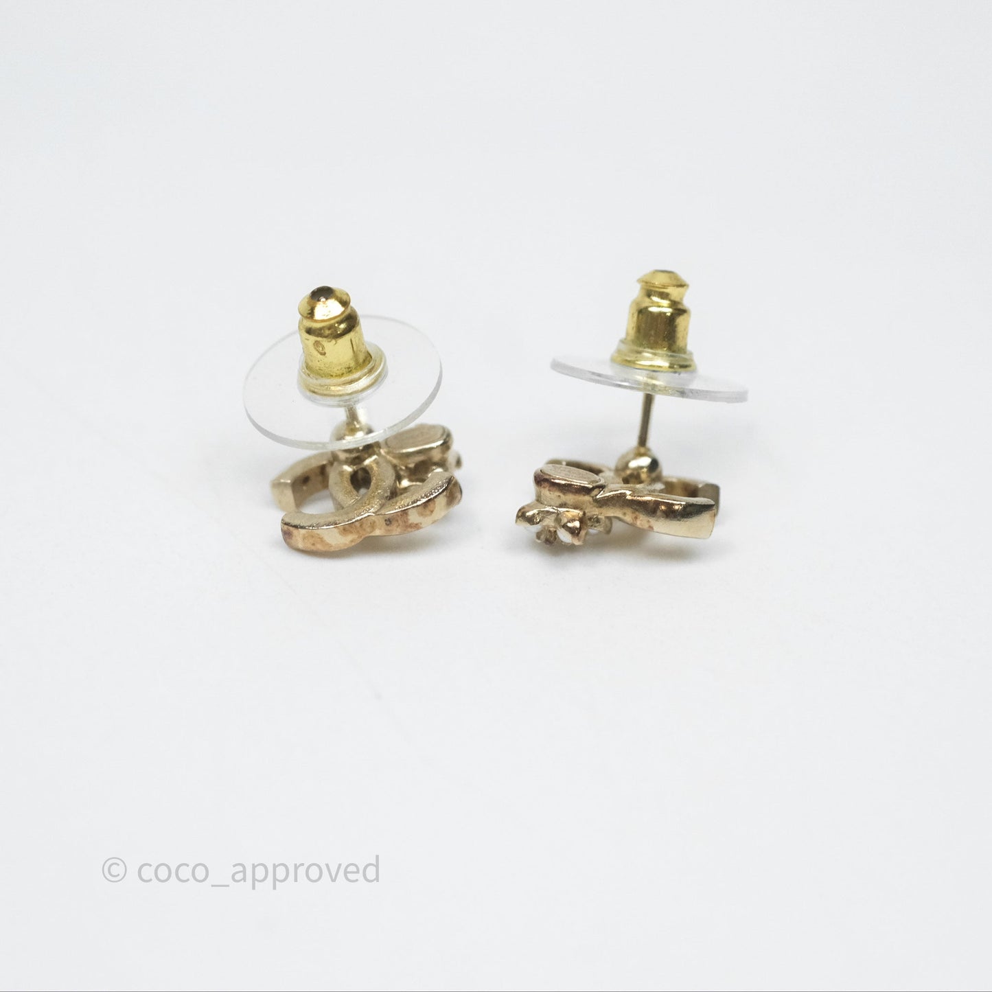Chanel Mini CC Pearl Flower Earrings Gold Tone 23K