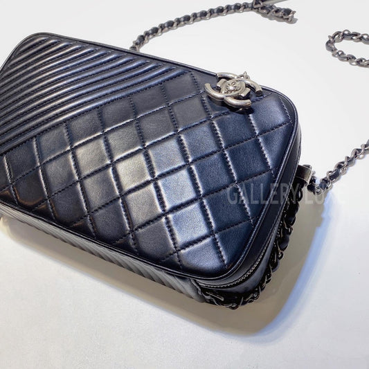 No.3143-Chanel Lambskin Coco Boy Camera Bag