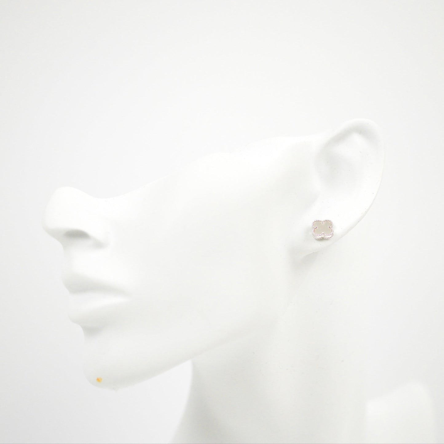 Van Cleef & Arpels Sweet Alhambra Earrings White Mother-of-pearl White Gold