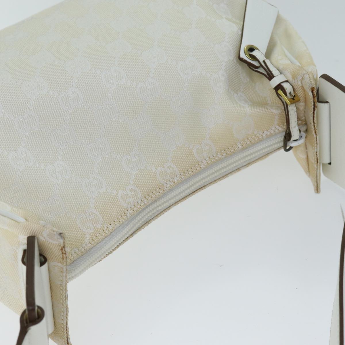 Luxury Gucci Trending 2025 Gg Canvas Canvas Shoulder Bag
