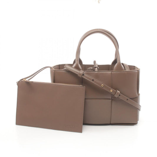 Luxury Bottega Veneta Leather Tote Bag