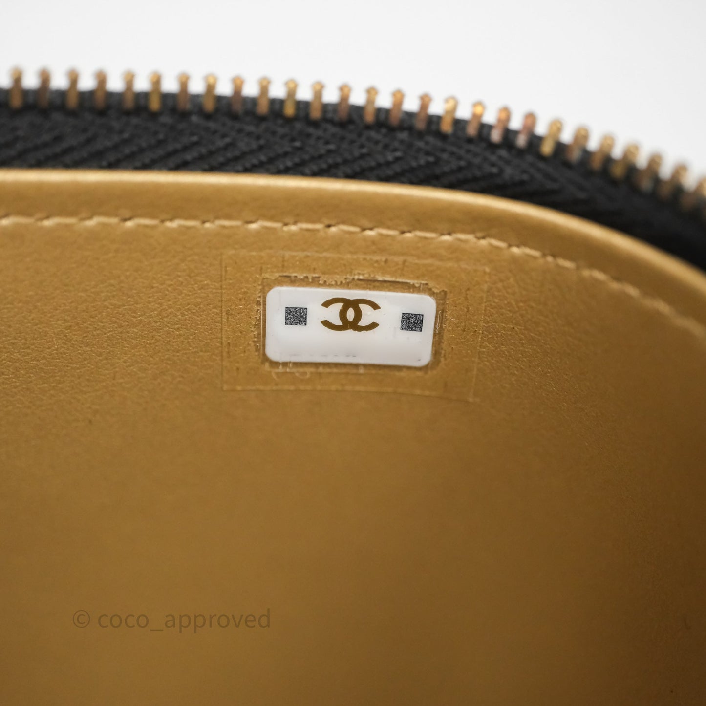 Chanel Vanity With Pearl Crush Chain Black Lambskin Aged Gold Hardware
