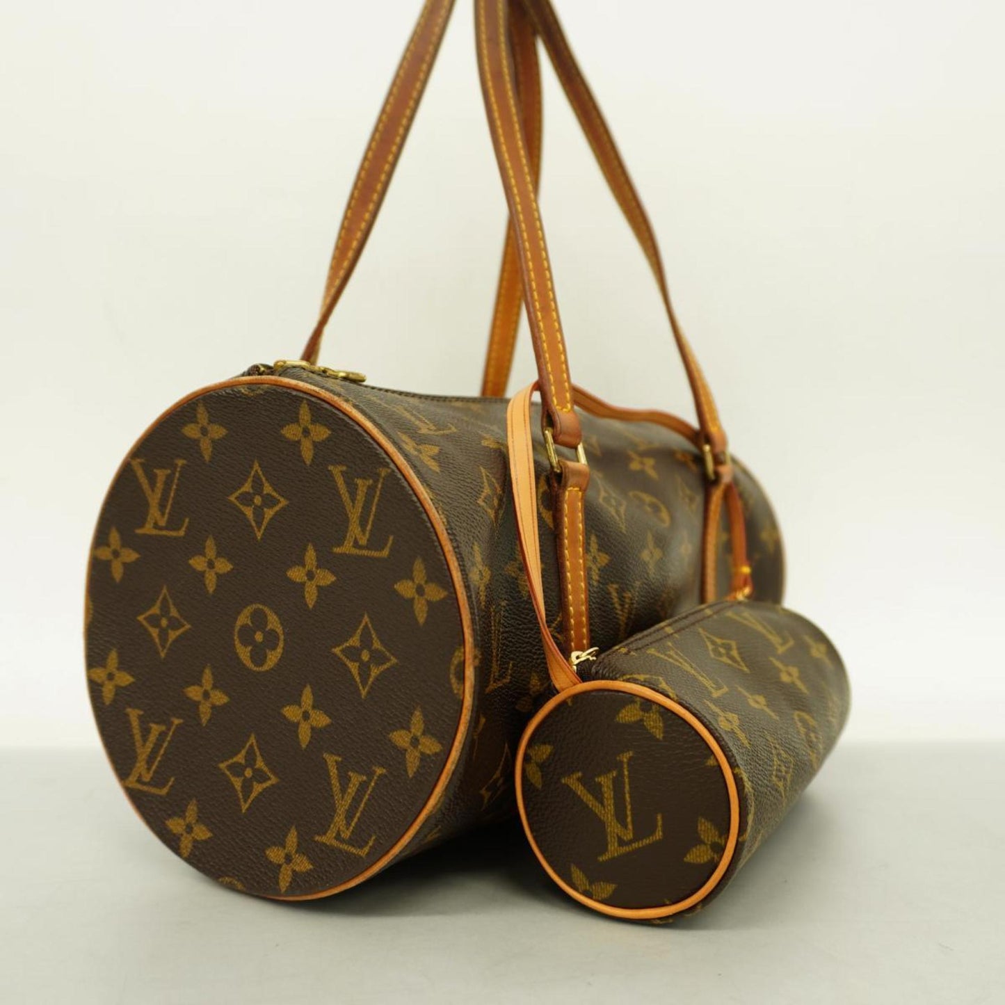 Louis Vuitton Papillon 30 Canvas Handbag ()