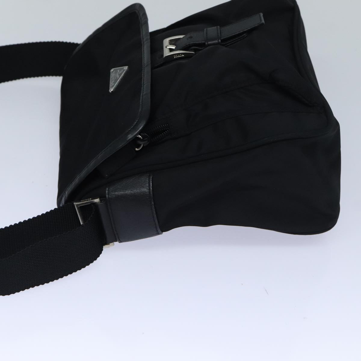Luxury Prada Shoulder Bag Nylon Black 91475