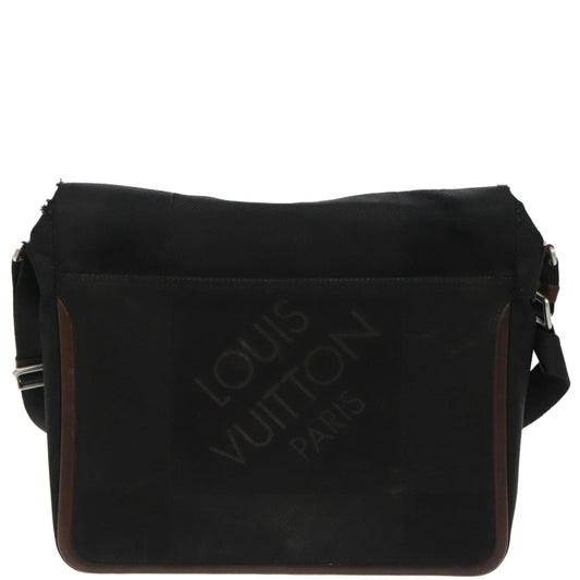 LOUIS VUITTON Damier Geant Messager NM Shoulder Bag Noir M93225 LV 97602