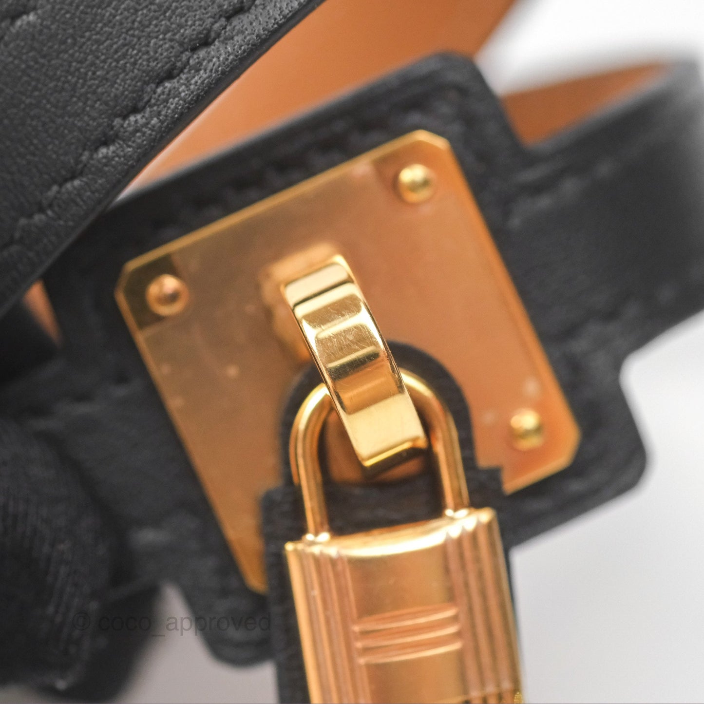 Hermès O'Kelly Bracelet Noir 89 Swift Gold Hardware