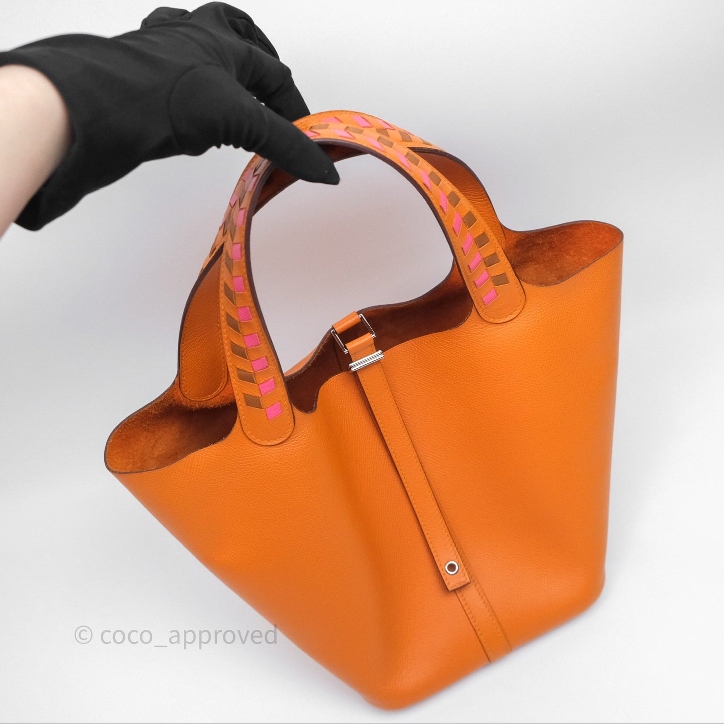 Hermès Tressage De Cuir Picotin Lock 22 Abricot I9/ Rose Azalée 8W/ Gold 37 Epsom Palladium Hardware