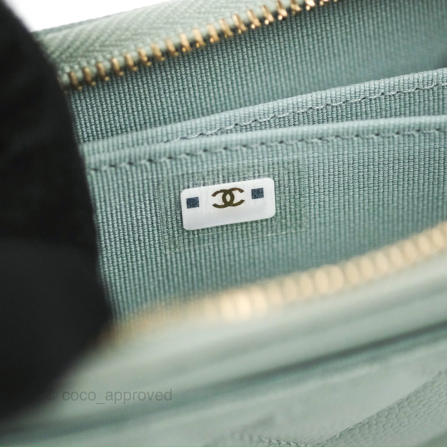 Chanel Classic Quilted Zipped Coin Purse Tiffany Green Caviar Gold Hardware