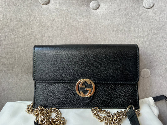Luxury Gucci Black Interlocking GG Chain Wallet
