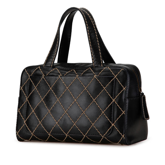Chanel CC Wild Stitch Lambskin Handbag (SHG-PztZdy)