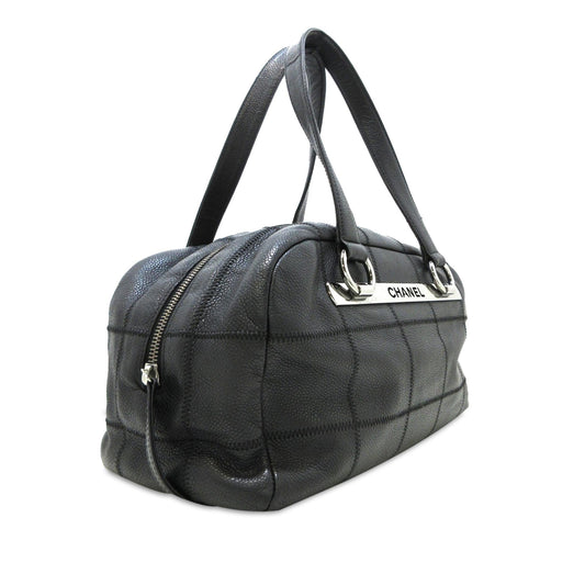 Chanel Caviar Choco Bar Handbag (SHG-lNLayP)
