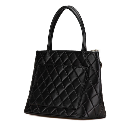 Chanel Lambskin Medallion Tote (SHG-cROUye)