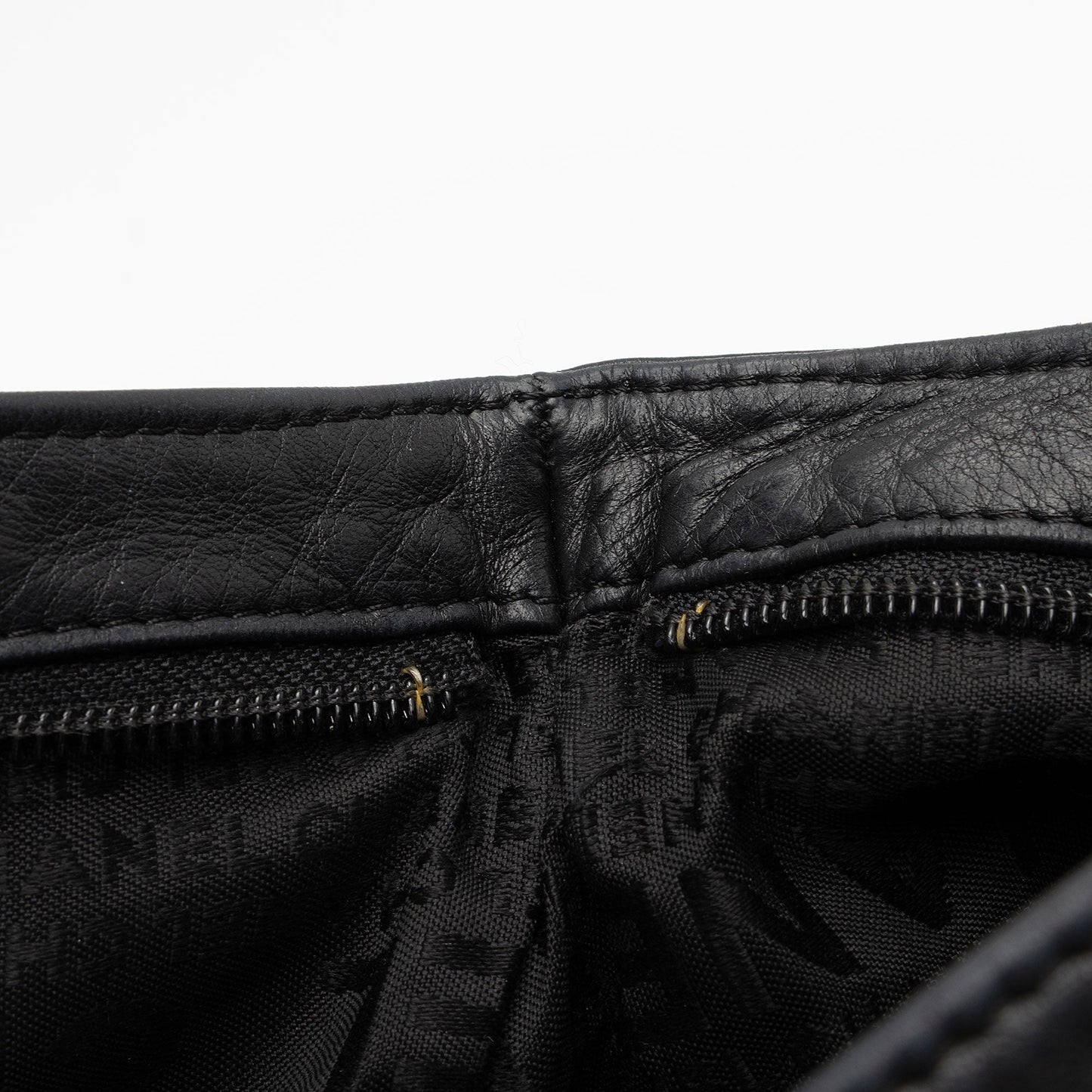 Chanel Lambskin Ultimate Soft Large Shoulder Bag (SHF-2piIEj)