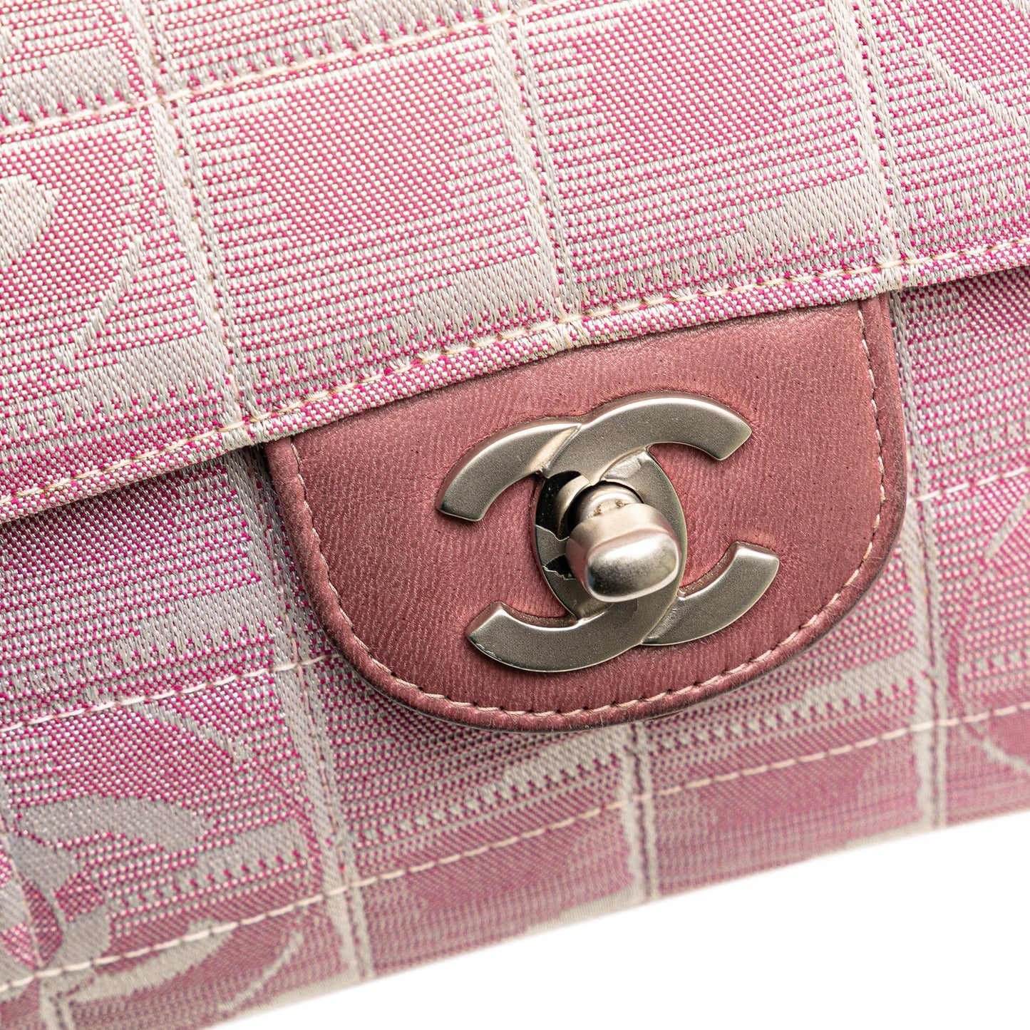 Chanel Medium New Travel Line Single Flap (SHG-uIyp6F)